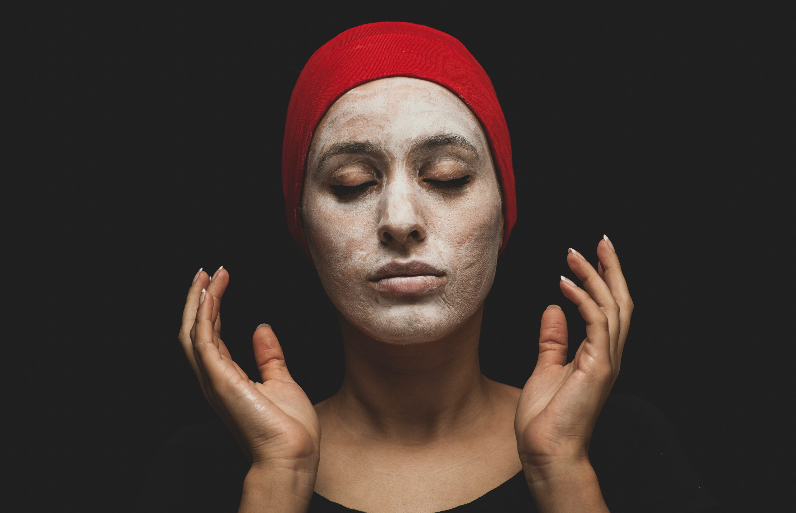 Step-by-step visual guide for making a DIY facial mask using organic veggies